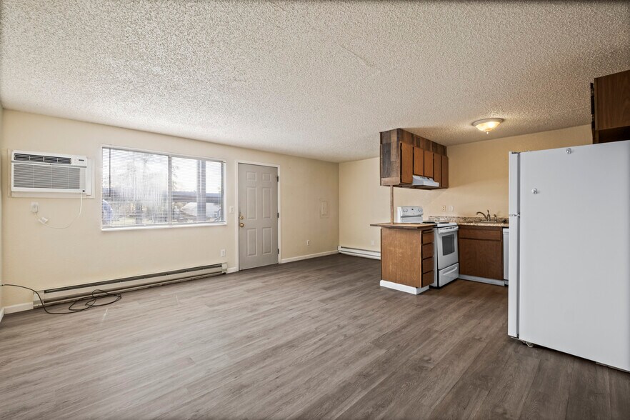 More Photos Of 1800 Evergreen St, Walla Walla Apartments For Sale