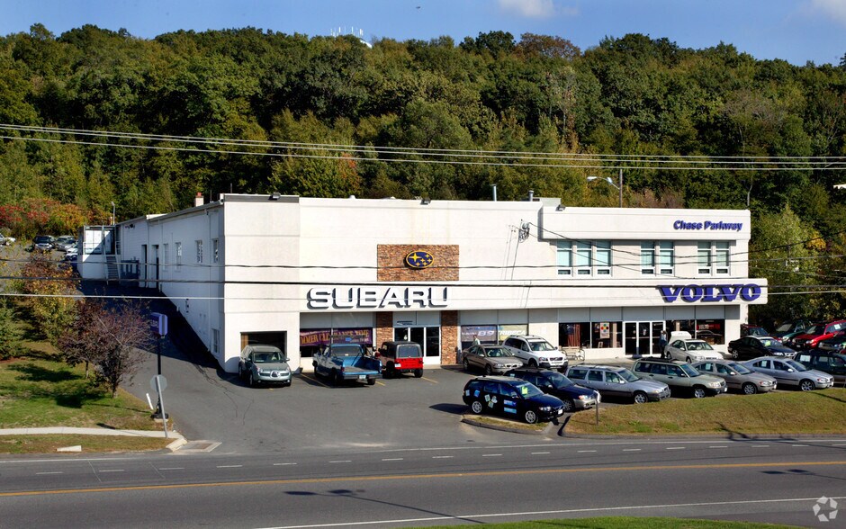 More Photos Of 795 Straits Tpke, Watertown Auto Dealership For Lease