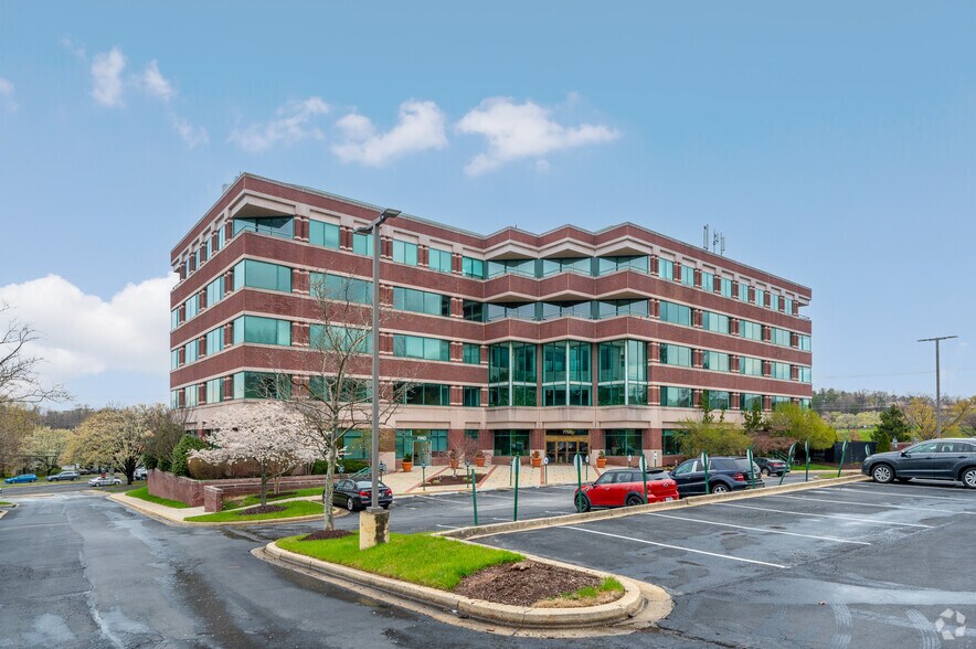 More Photos Of 7701 Greenbelt Rd, Greenbelt Office For Sale