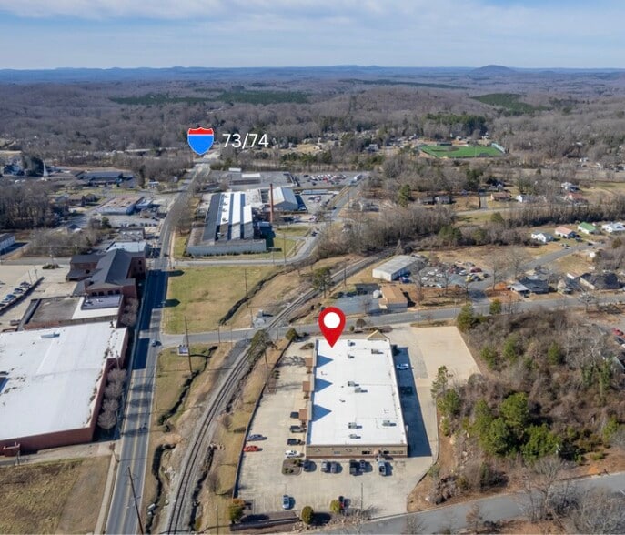 More Photos Of 600 W Salisbury St, Asheboro Medical For Lease