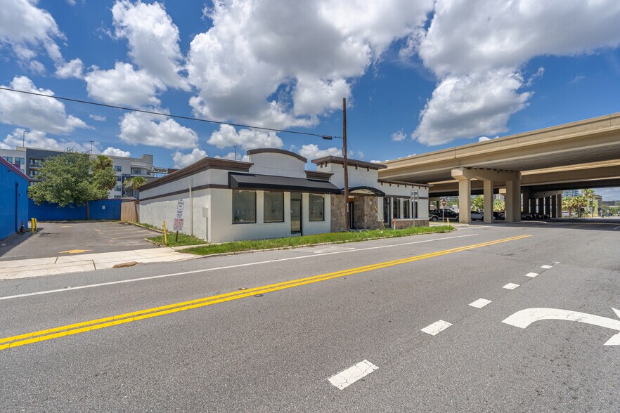 More Photos Of 1200 Kings Ave, Jacksonville Freestanding For Lease