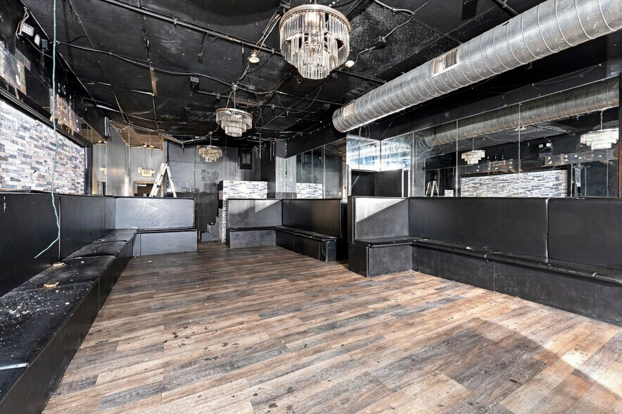 More Photos Of 1437-39 South Street, Philadelphia Specialty For Lease