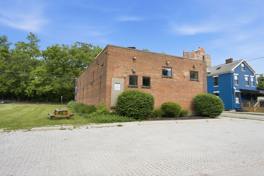 More Photos Of 3251 Riverside Dr, Cincinnati Loft Creative Space For Lease