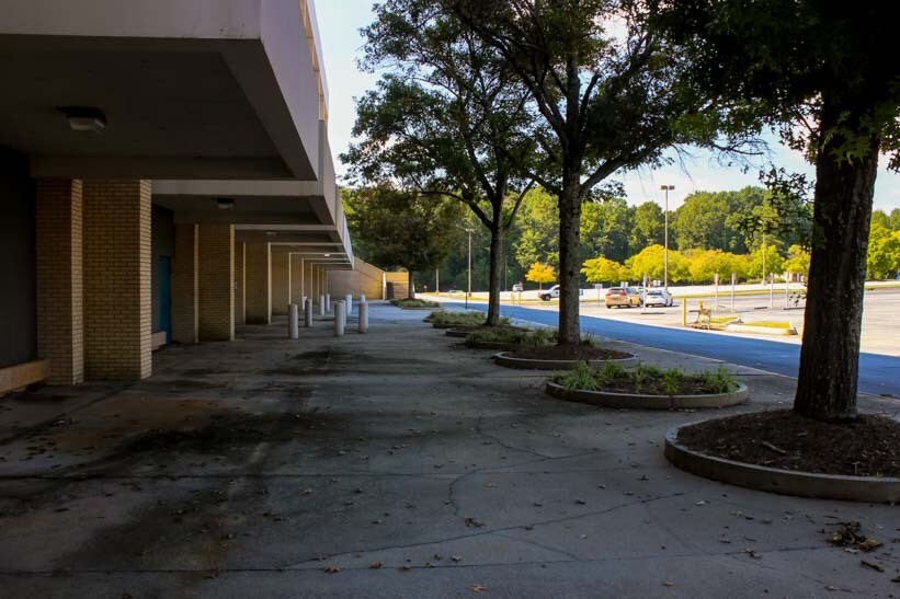 More Photos Of 2731 Candler Rd, Decatur General Retail For Lease