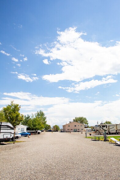 More Photos Of 793 22 Rd, Grand Junction Trailer Camper Park For Sale