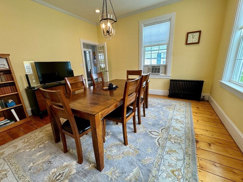 Primary Photo Of 204 Union St, Bennington Office Residential For Lease