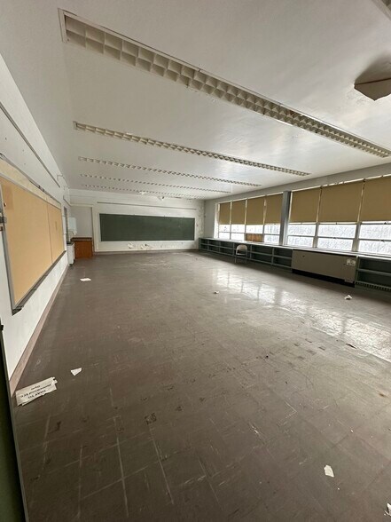 More Photos Of 252 Fordyce St, Pittsburgh Schools For Sale