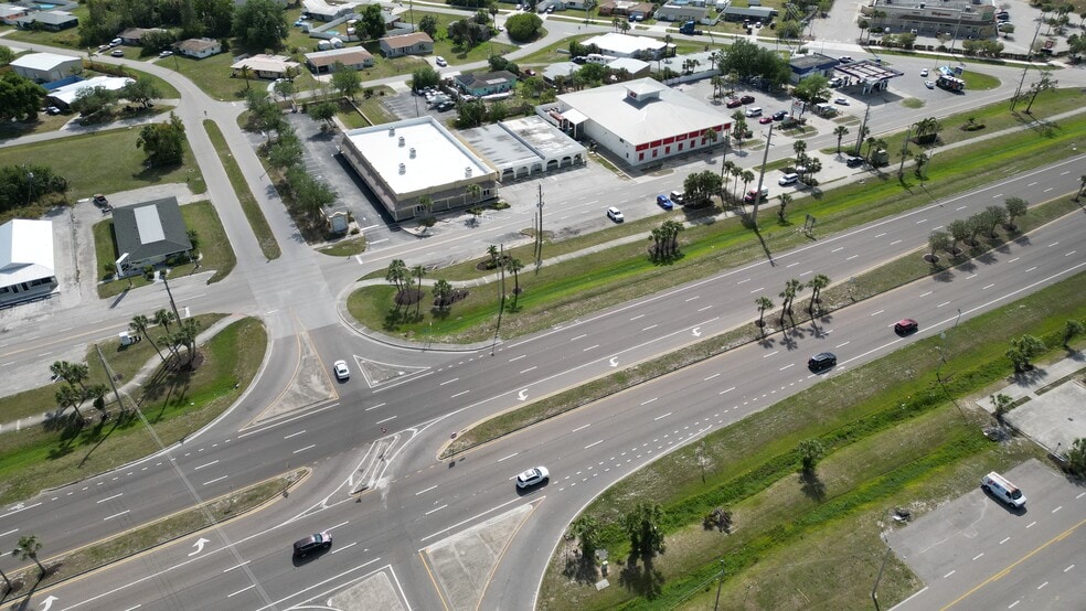 More Photos Of 3057 Tamiami Trl, Port Charlotte Freestanding For Sale