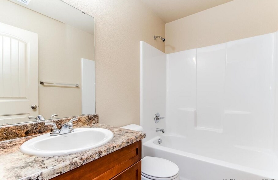 More Photos Of 1793 Spring Ct, Cheyenne Apartments For Sale