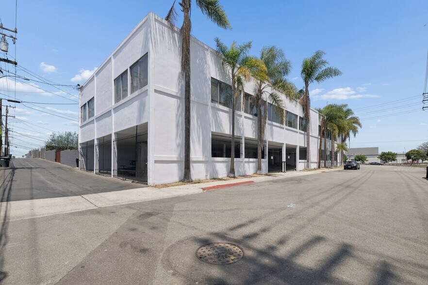 More Photos Of 1320 E Imperial Ave, El Segundo Loft Creative Space For Sale