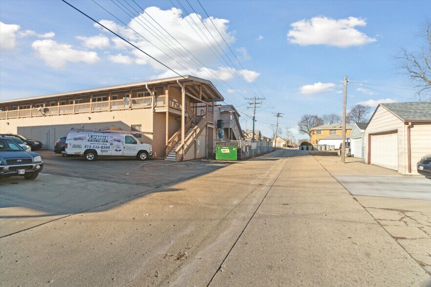 More Photos Of 4248 N 76th St, Milwaukee Storefront Retail Residential For Sale