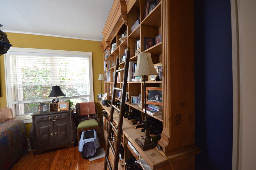 More Photos Of 334 NE 26th Ter, Miami Specialty For Sale