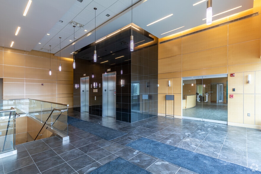 More Photos Of 5210 S State Rd, Ann Arbor Flex For Lease