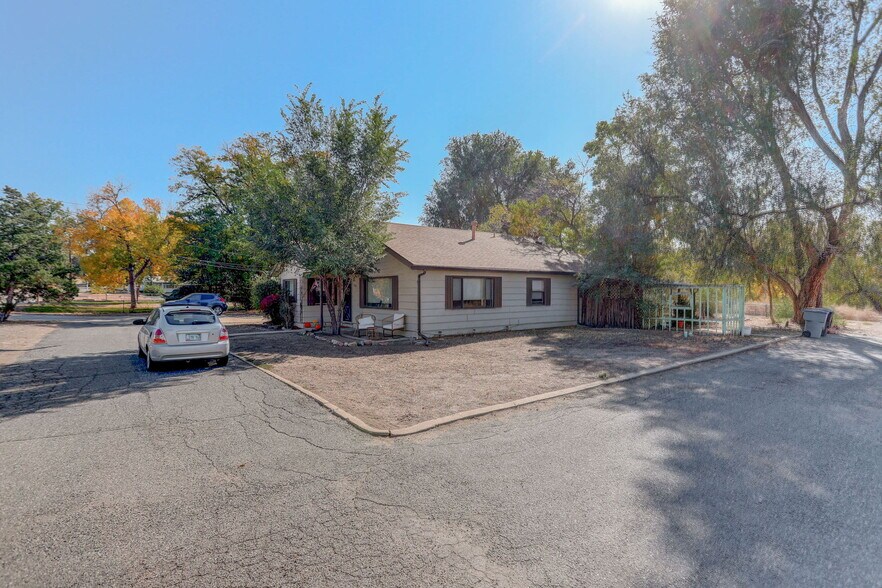 More Photos Of 2107 3rd Ave, Longmont Apartments For Sale