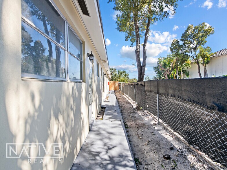 More Photos Of 718 NE 7th Ave, Fort Lauderdale Multifamily For Sale