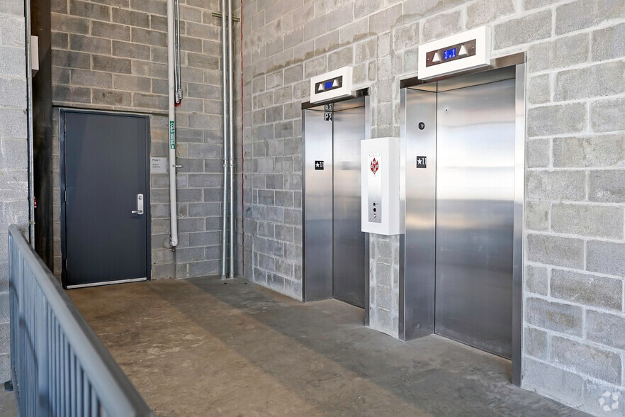 More Photos Of 2505 Bruckner Blvd, Bronx Warehouse For Lease