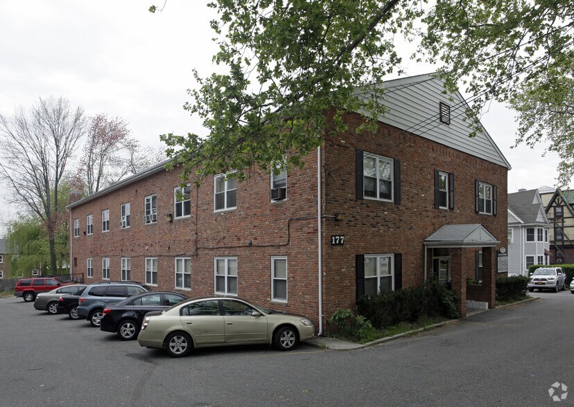 More Photos Of 177 Main St, Huntington Medical For Lease
