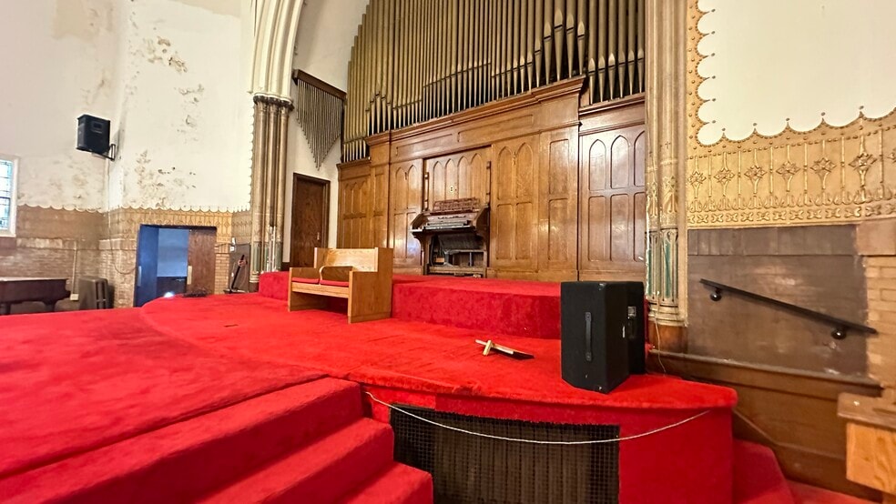 More Photos Of 4101 Helen St, Detroit Religious Facility For Sale
