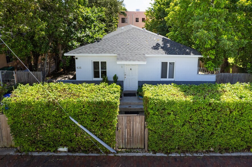 More Photos Of 635 SW 16th Ave, Miami Apartments For Sale