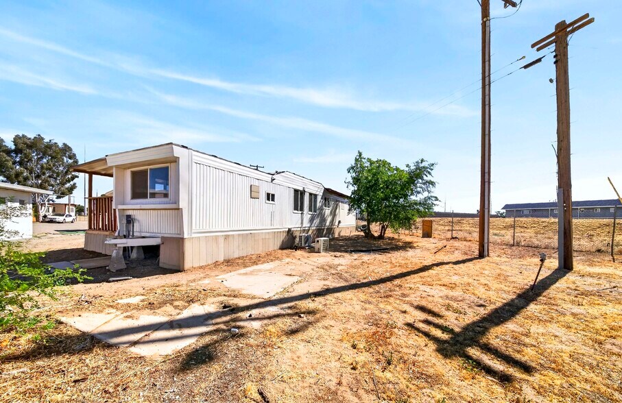 More Photos Of 11398 B Bartlett Ave, Adelanto Manufactured Housing Mobile Home Park For Sale