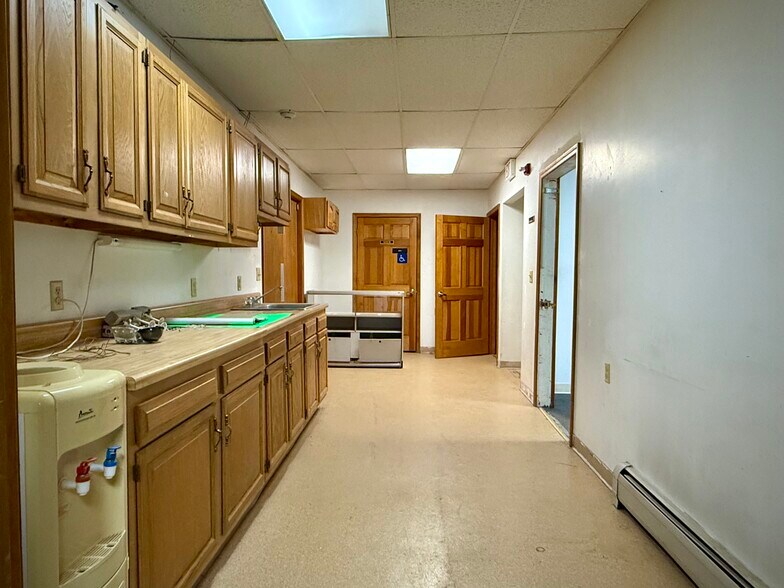 More Photos Of 11 Clinton Ave, Cortland Apartments For Sale