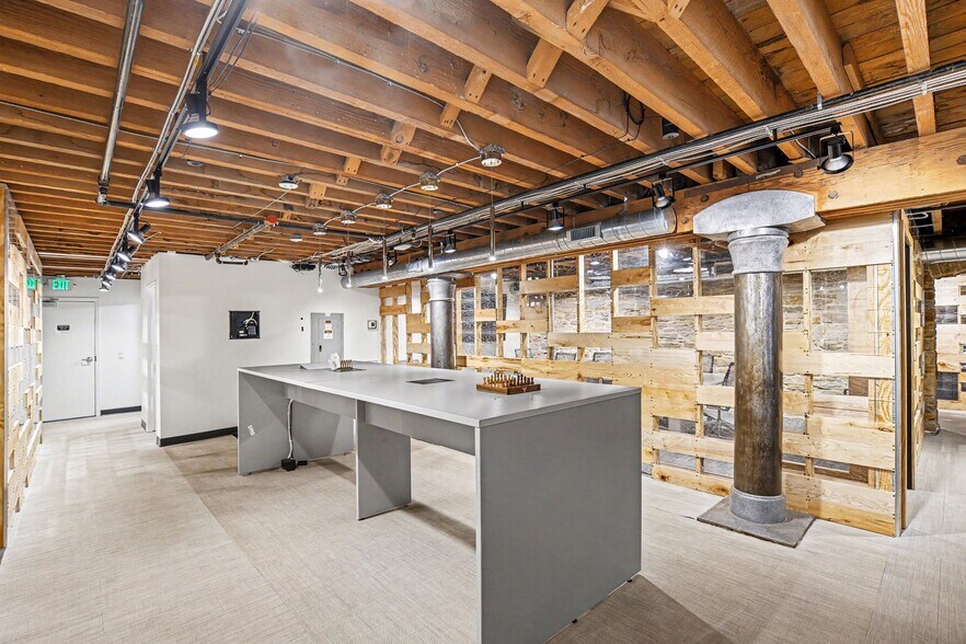 More Photos Of 1660 17th St, Denver Office Residential For Sale