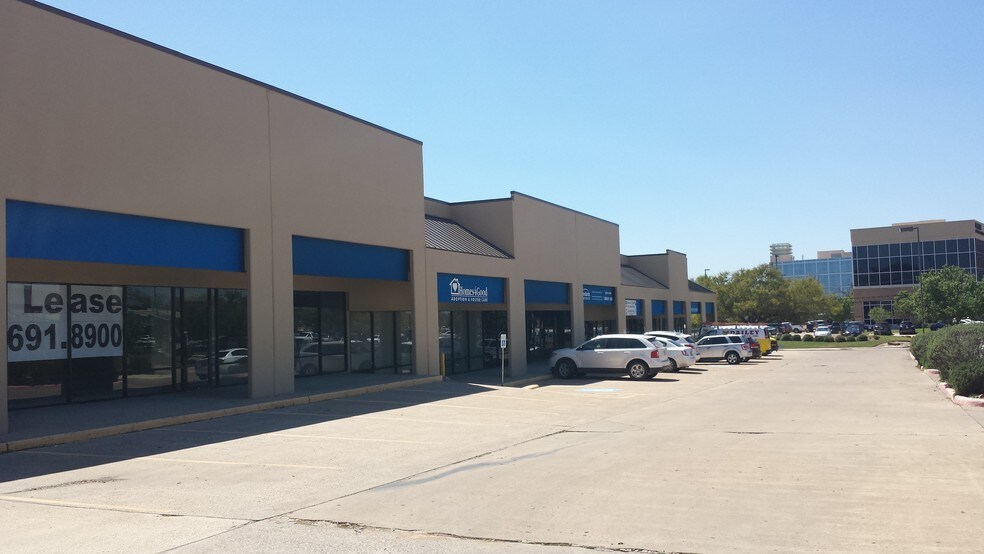 More Photos Of 3030 E 29th St, Bryan Storefront Retail Office For Lease
