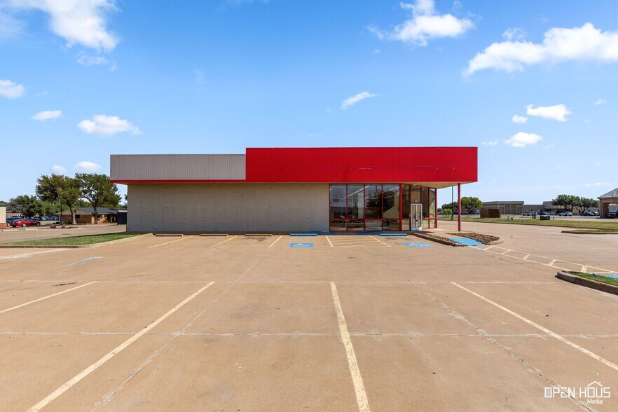 More Photos Of 4205 Old Jacksboro Hwy, Wichita Falls Freestanding For Sale