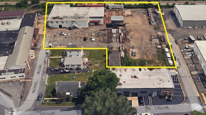 More Photos Of 101 Talbot Ave, Holmes Warehouse For Lease