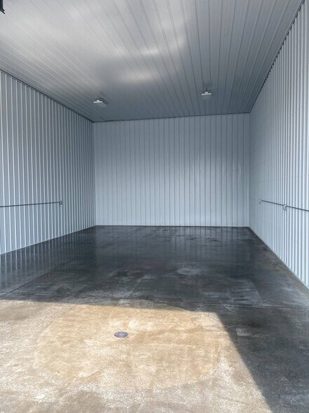 More Photos Of 125 S 80th St W, Billings Warehouse For Sale