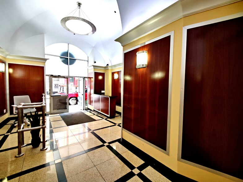 More Photos Of 344 W 38th St, New York Office For Lease