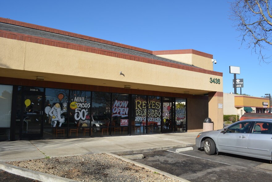 More Photos Of 3410 W Hammer Ln, Stockton Freestanding For Lease
