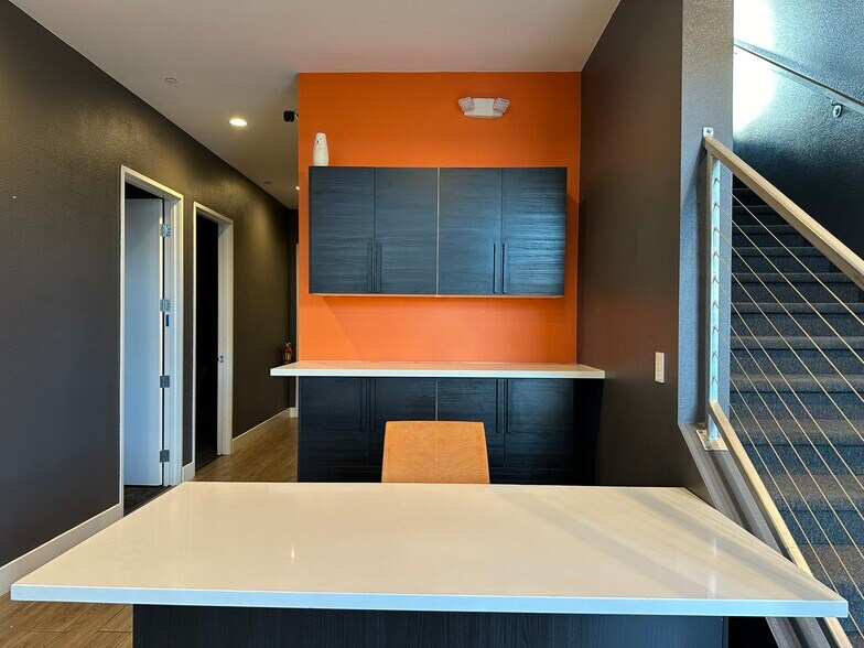 More Photos Of 7336 W Post Rd, Las Vegas Loft Creative Space For Lease