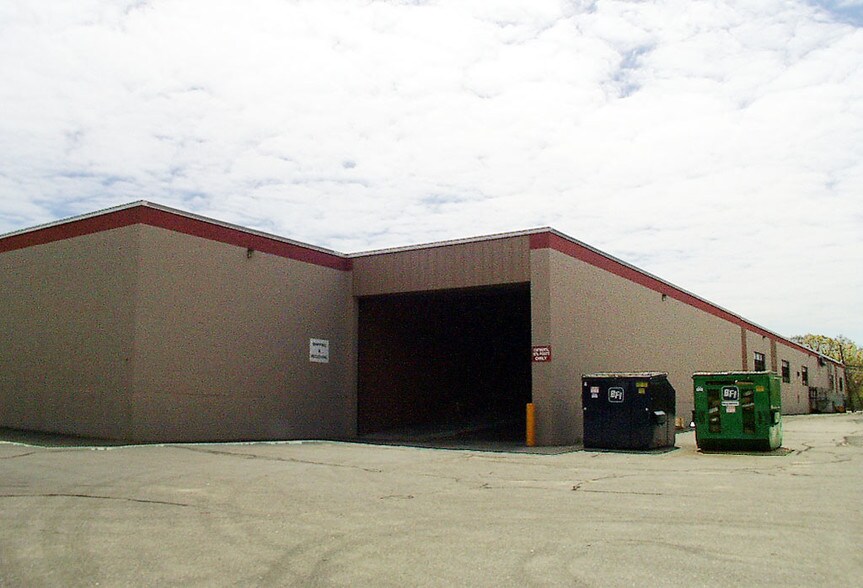 More Photos Of 35 Olympia Ave, Woburn Manufacturing For Lease