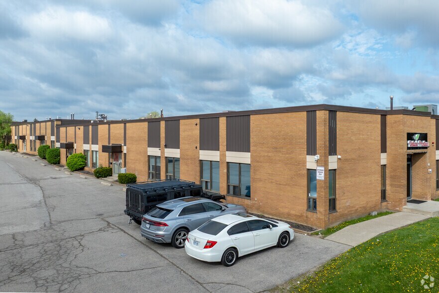 Primary Photo Of 40 Magnetic Dr, Toronto Warehouse For Lease