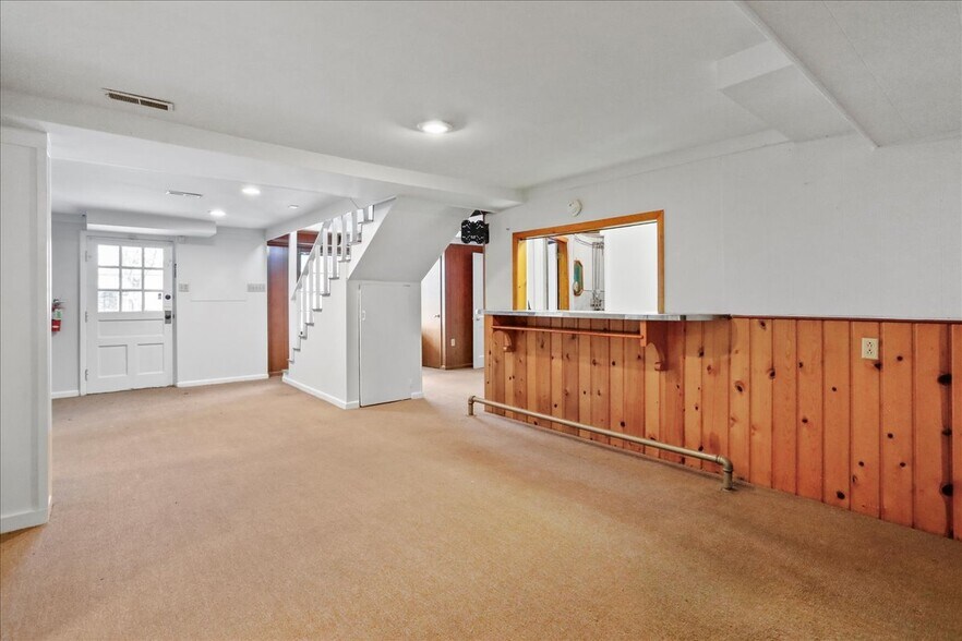 More Photos Of 2109 Valley Ave, Winchester Medical For Sale