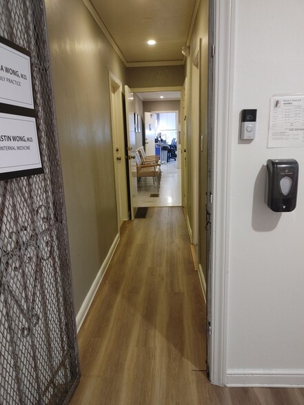 More Photos Of 1842 Noriega St, San Francisco Storefront Retail Office For Lease