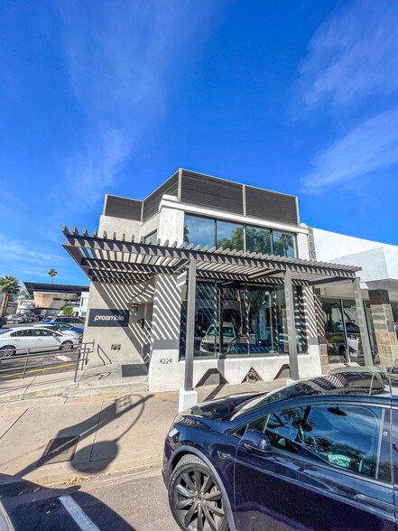 Primary Photo Of 4224 N Craftsman Ct, Scottsdale Storefront Retail Office For Sale