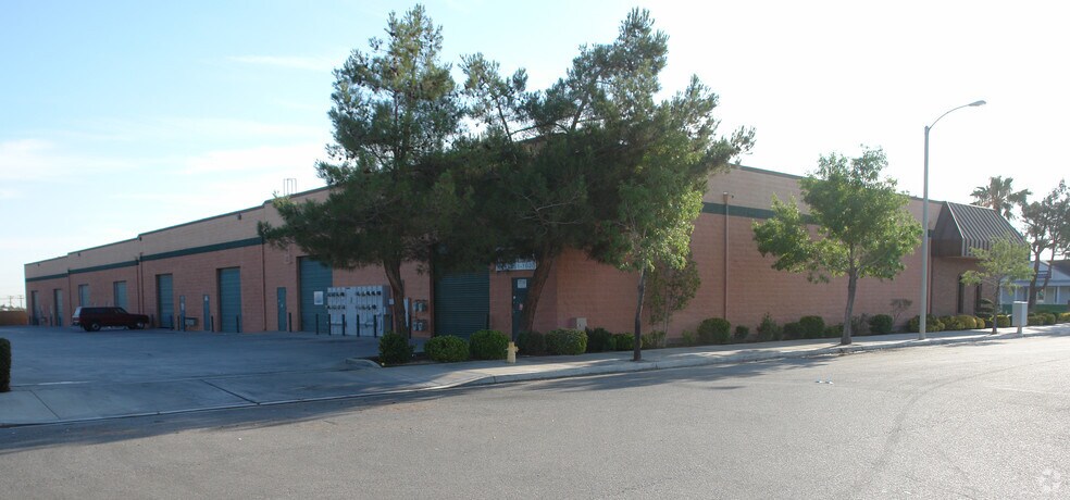 More Photos Of 42301-42325 10th St W, Lancaster General Retail For Sale