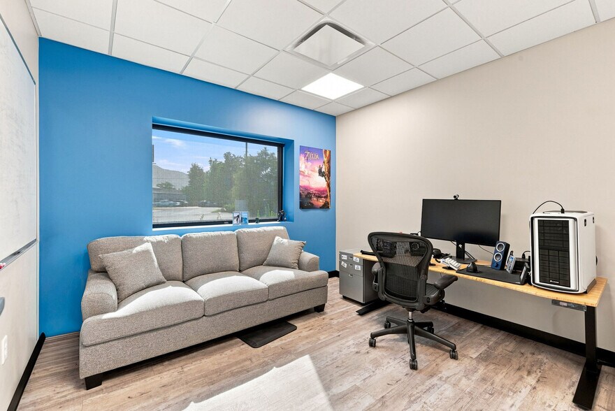 More Photos Of 877 N 100 E, Lehi Office For Sale