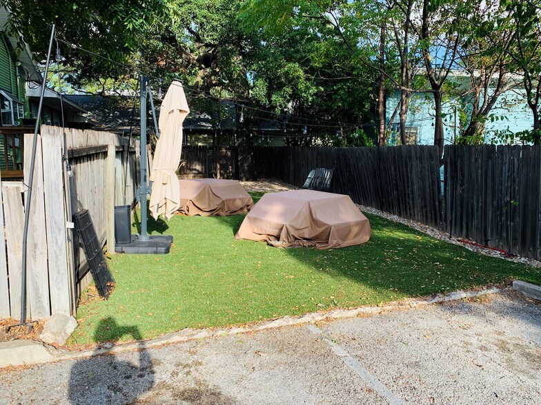 More Photos Of 900 Lydia St, Austin Office For Lease