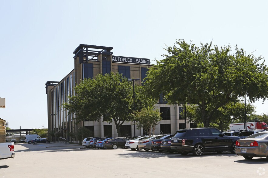 More Photos Of 558 S Central Expy, Richardson Office For Sale