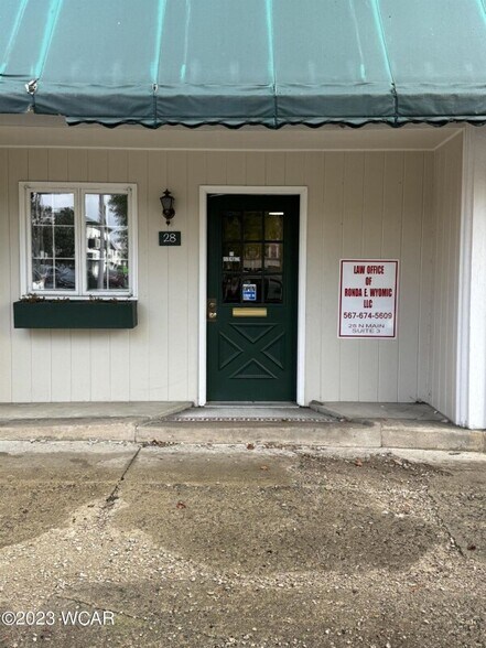 Primary Photo Of 28 N Main St, Kenton Office For Lease