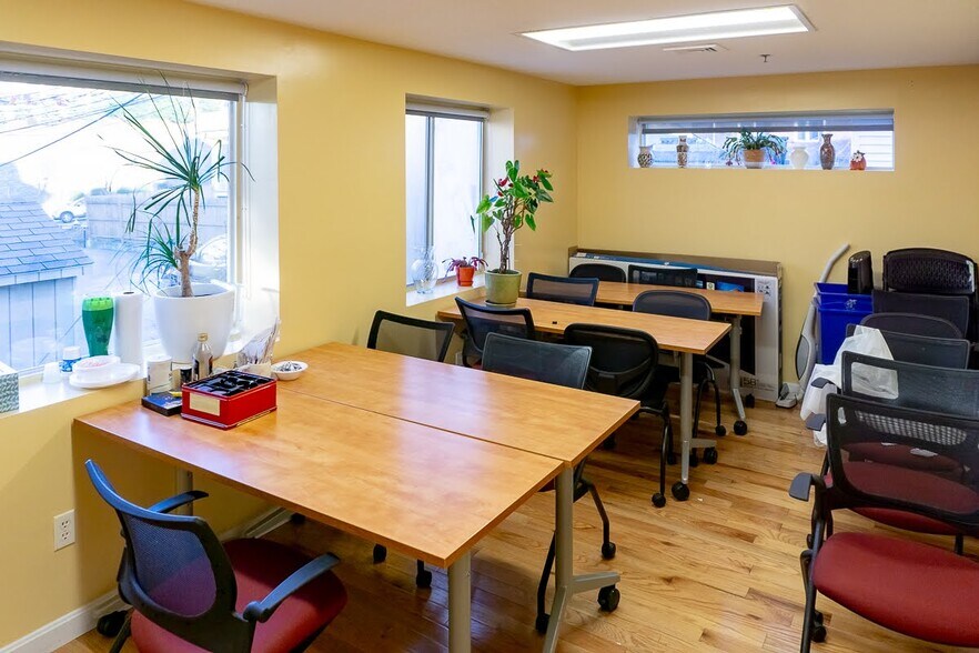 More Photos Of 18 Shepard St, Brighton Coworking Space
