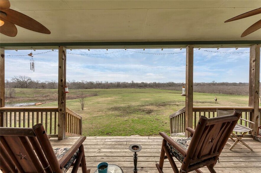 More Photos Of 550 County Road 471, Thrall Land For Sale