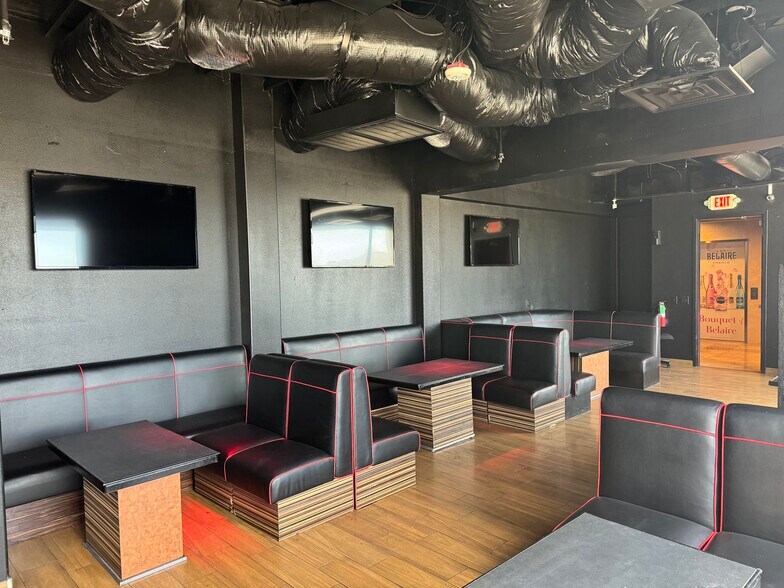 More Photos Of 1405 E Sunset Rd, Las Vegas Restaurant For Lease