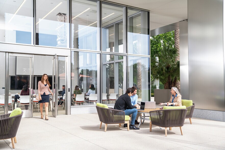 More Photos Of 400 Spectrum Center Dr, Irvine Office For Lease