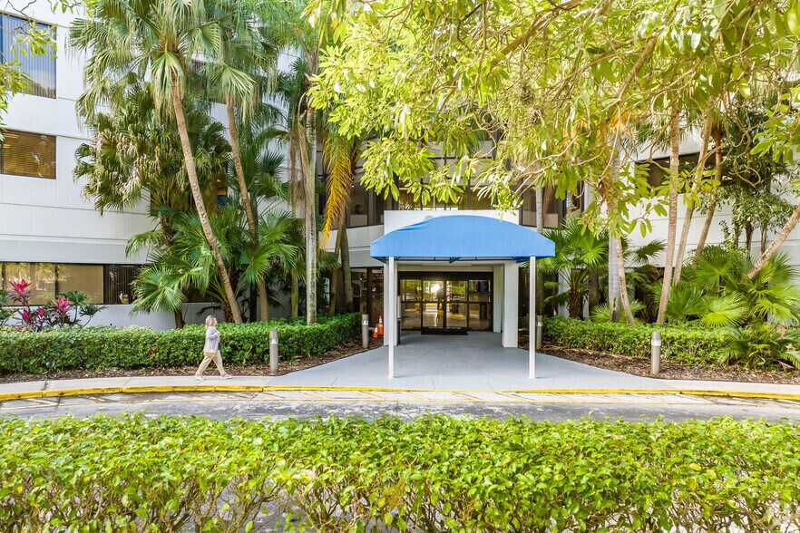 More Photos Of 9050 Pines Blvd, Pembroke Pines Coworking Space