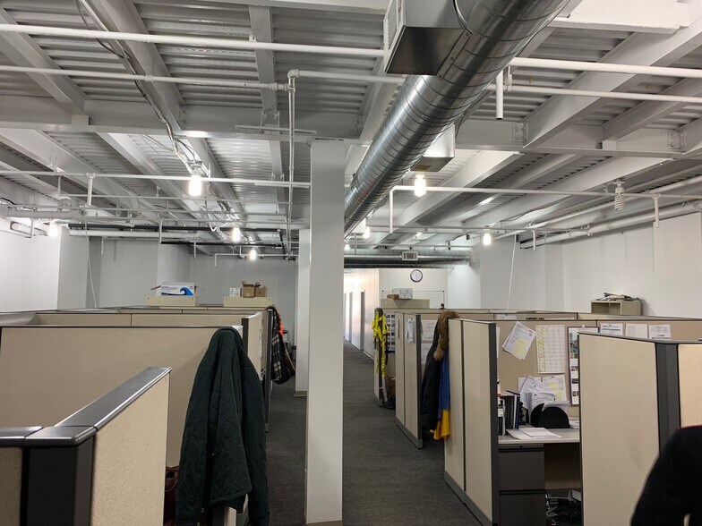 More Photos Of 1086 Myrtle Ave, Brooklyn Warehouse For Sale