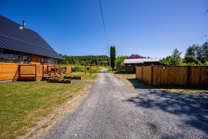 More Photos Of 1885 Central Rd, Hornby Island Land For Sale